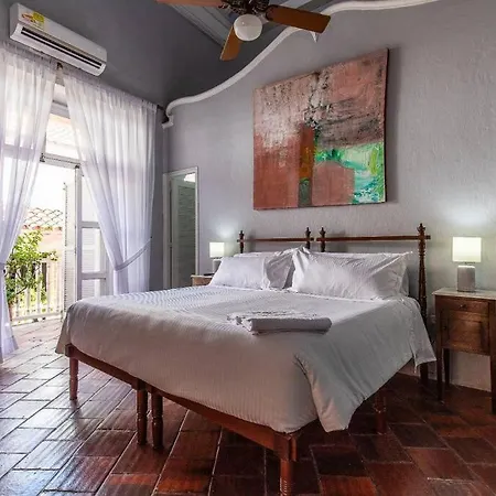 Casa Ambar Cavelier
