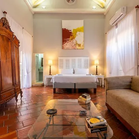 Casa Ambar Cavelier *